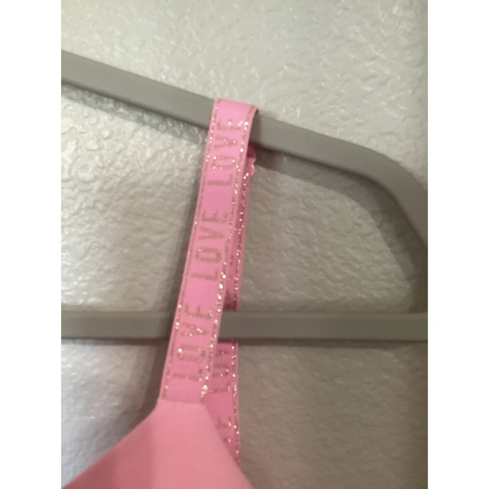 Victoria Secret Pink‎ T-Shirt Lightly Lined Wireless Bra 32DDD Pink Love Straps